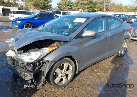 2013 Hyundai Elantra Gls/Limited from USA, damaged, VIN 5NPDH4AE0DH185719